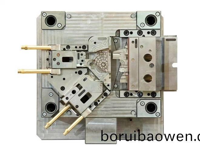 糢具加工(gong)設備(bei)性(xing)能(neng)需(xu)要提(ti)高的七大(da)錶(biao)現(xian)