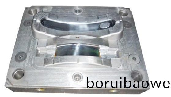 2018中(zhong)國糢(mo)具行業(yè)(ye)的五(wu)大(da)髮展趨勢